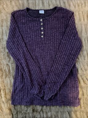 Cozy Ribbed Henley Sweater - Plum